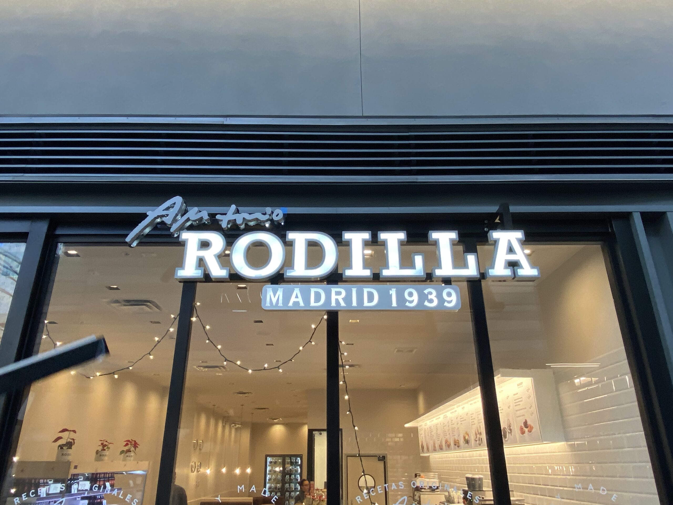 Rodilla Storefront completed by Eastern Signs